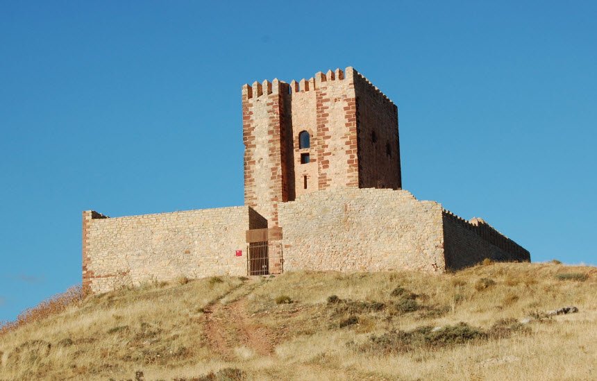Tower of Aragón, Spain